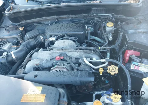 2010 Subaru Forester 2.5X Premium из США, поврежденный, VIN JF2SH6CC2AH731852